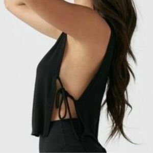 FINAL DROP Joah Brown Side Tie Crop Tank in Black